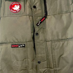 Men’’s sleeveless vest